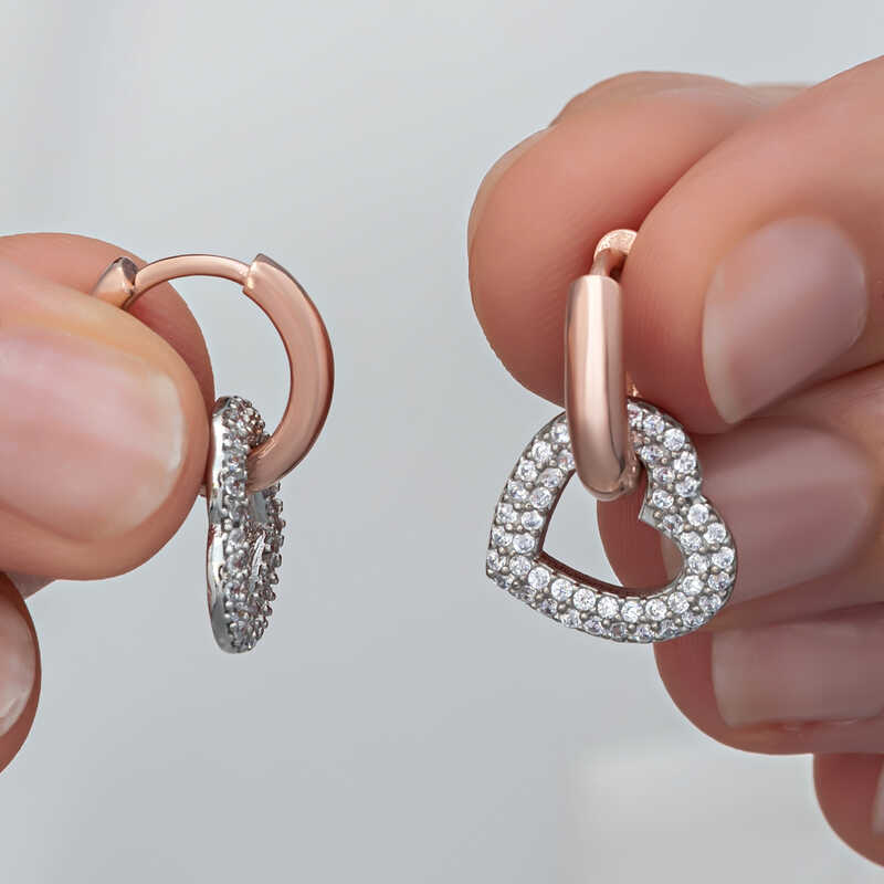 Gümüş Rose Sallantılı Kalp Kadın Küpe