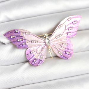Lila Renk Kelebek Model Broş