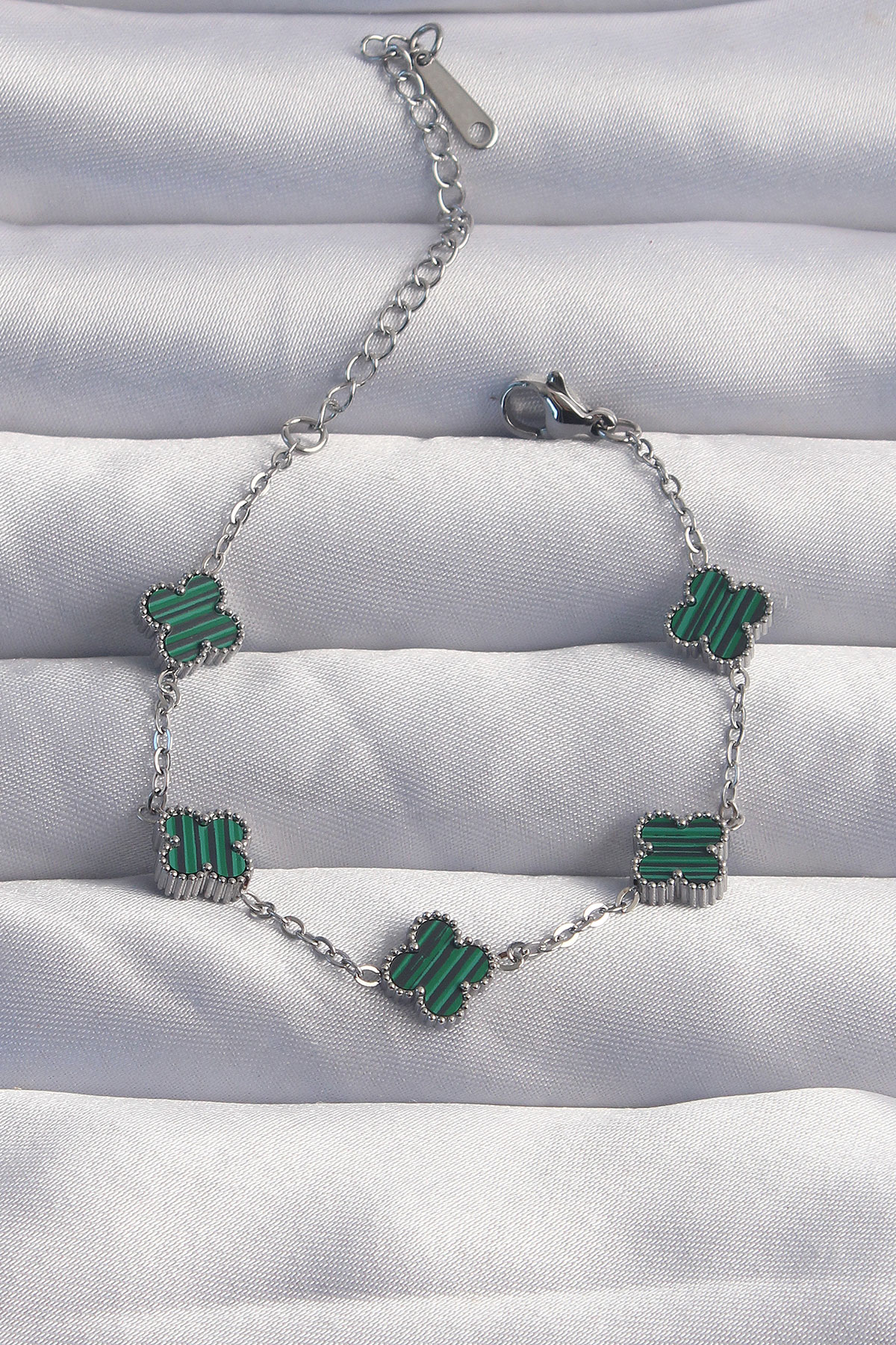 316L Çelik Baby Boy Gümüş Renk Çizgili Yeşil Mineli Yonca Bileklik