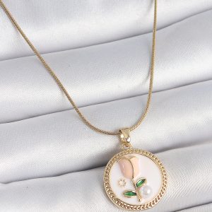 316L Çelik Gold Renk Beyaz Mineli İncili Çiçek İşlemeli Portre Model Kadın Kolye