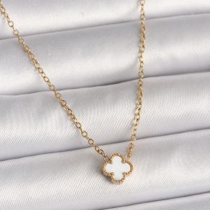 316L Çelik Gold Renk Beyaz Yonca Model Kadın Kolye