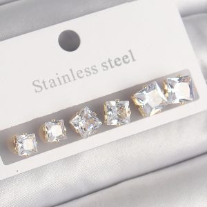 316L Çelik Gold Renk Kare Zirkon Taş Model Kadın Küpe Seti