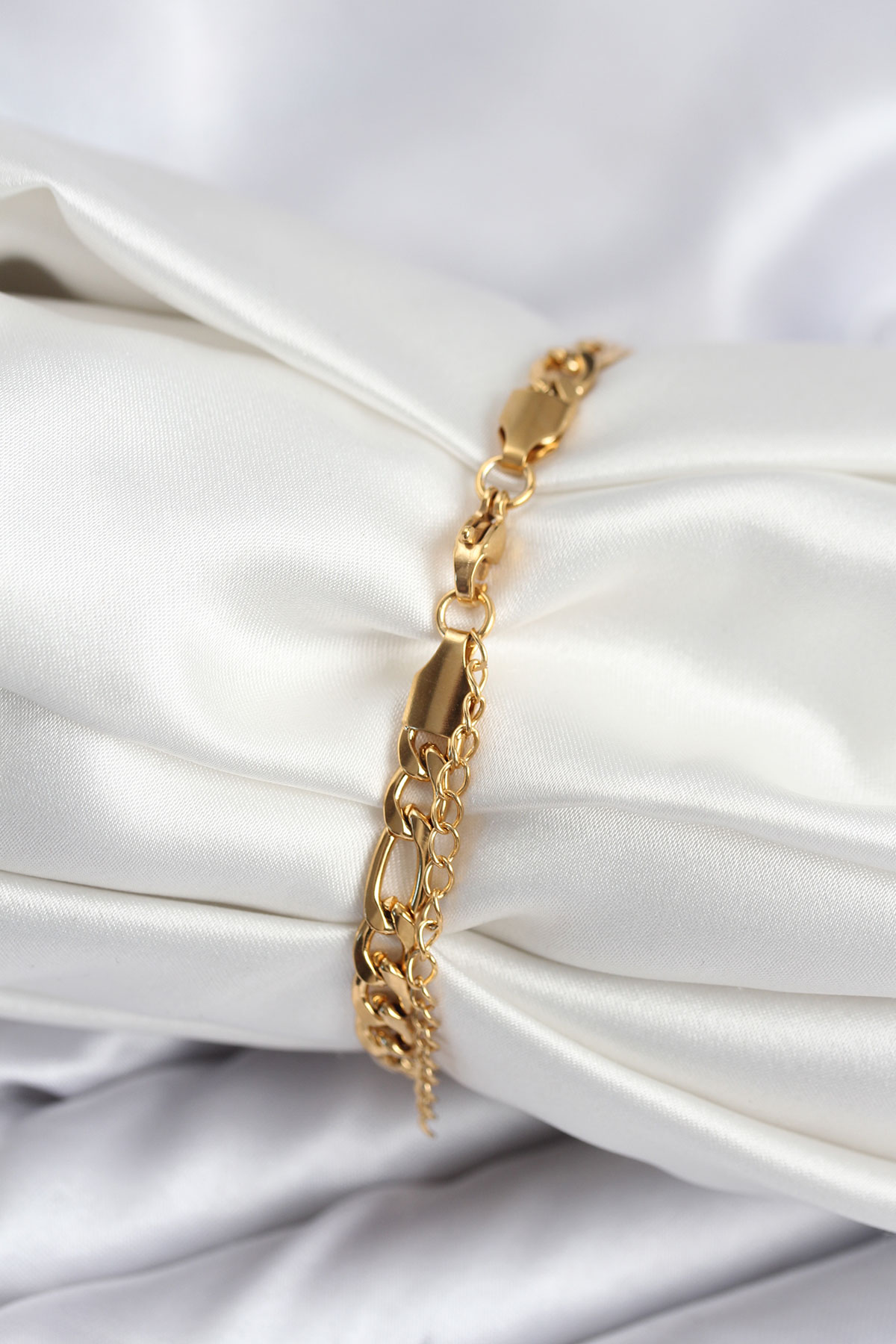 316L Çelik Gold Renk Oval Yazı Yazmaya Uygun Kadın Bileklik