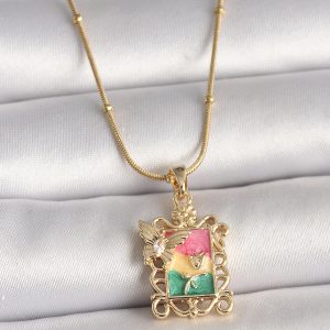 316L Çelik Gold Renk Renkli Zirkon Taşlı Kelebek İşlemeli Portre Model Kadın Kolye