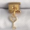 316L Çelik Gold Renk Sallantı Zirkon Taşlı Kalpli Anahtar Model Nomination Charm