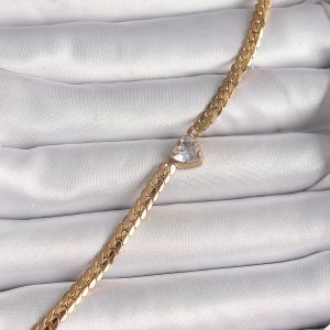 316L Çelik Gold Renk Yassı Zincir Model Zirkon Taşlı Kalp Figür Kadın Bileklik