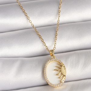 316L Çelik Gold Renk Zincir Beyaz Mineli Gün Batımı Model Zirkon Taş Detay Kadın Kolye