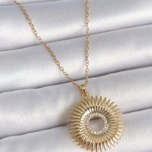 316L Çelik Gold Renk Zincir Zirkon Taşlı Nova Yıldız Model Kadın Kolye