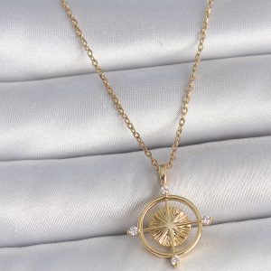 316L Çelik Gold Renk Zincir Zirkon Taşlı Pusula Model Kadın Kolye
