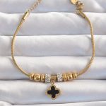 316L Çelik Gold Renk Zirkon Taş Aksesuarlı Siyah Mineli Yonca Bileklik