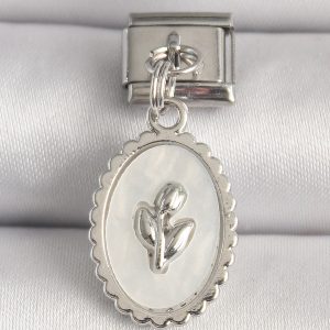 316L Çelik Gümüş Renk Beyaz Mineli Çiçek İşlemeli Nomination Charm