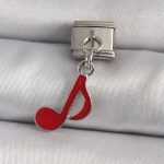 316L Çelik Gümüş Renk Kırmızı Nota Model Nomination Charm