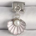 316L Çelik Gümüş Renk Pembe Deniz Kabuğu Model İnci Detay Nomination Charm