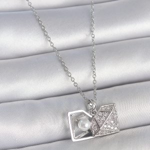 316L Çelik Gümüş Renk Zincir Zirkon Taşlı İncili Açılır Elmas Model Kadın Kolye