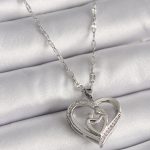 316L Çelik Gümüş Renk Zincir Zirkon Taşlı Kalp Anne Çocuk Figür Kadın Kolye