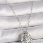 316L Çelik Gümüş Renk Zincir Zirkon Taşlı Kalp Figür Gül Detay Kadın Kolye