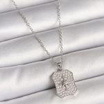 316L Çelik Gümüş Renk Zincir Zirkon Taşlı Kutup Yıldız İşlemeli Madalyon Model Kadın Kolye