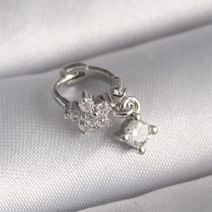 316L Çelik Gümüş Renk Zirkon Taşlı Çiçek Model Sallantı Detay Tragus Piercing