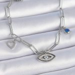 316L Çelik Gümüş Renk Zirkon Taşlı Göz Figür Kalp Detay Kadın Bileklik