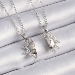 316L Çelik Gümüş Renk Zirkon Taşlı Güneş Model İşleme Yazı Detay Arkadaşlık Kolyesi