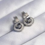 316L Çelik Gümüş Renk Zirkon Taşlı İç İçe Geçmeli Oval Küpe