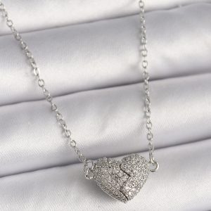 316L Çelik Gümüş Renk Zirkon Taşlı Mıknatıslı Kalp Model Kadın Kolye