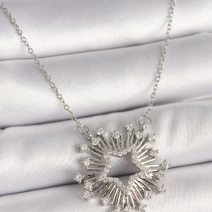 316L Çelik Gümüş Renk Zirkon Taşlı Yıldız Model Kadın Kolye