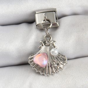 316L Çelik Sallantılı İnci Detaylı İstiridye Model Gümüş Renk Nomination Charm