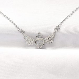 316L Çelik Silver Renk Zirkon Taşlı Kalpli Kanat Kolye