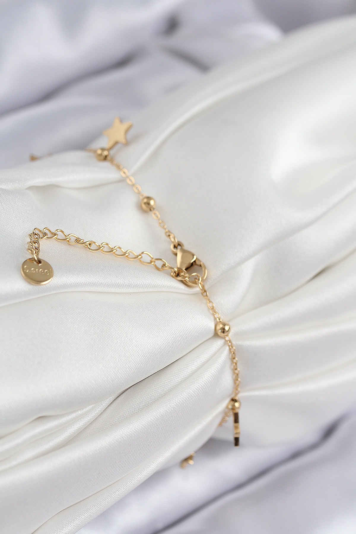 316L Çelik Sıralı Yonca Model Gold Renk Kadın Bileklik