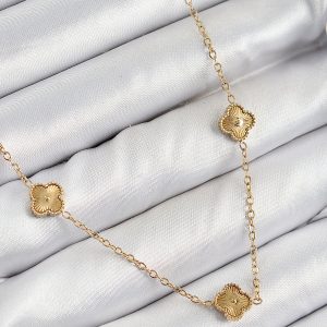 316L Çelik Yonca Model Gold Renk Kadın Kolye