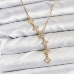 316L Çelik Zincir Gold Renk Yonca Model Kadın Kolye