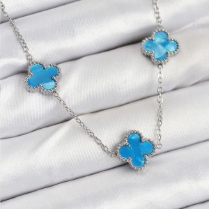 316L Çelik Zincir Gümüş Buz Mavisi Renk Yonca Kadın Kolye