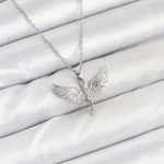 316L Çelik Zincir Gümüş Renk Melek Model Kadın Kolye
