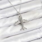 316L Çelik Zincir Gümüş Renk Uçak Model Kadın Kolye