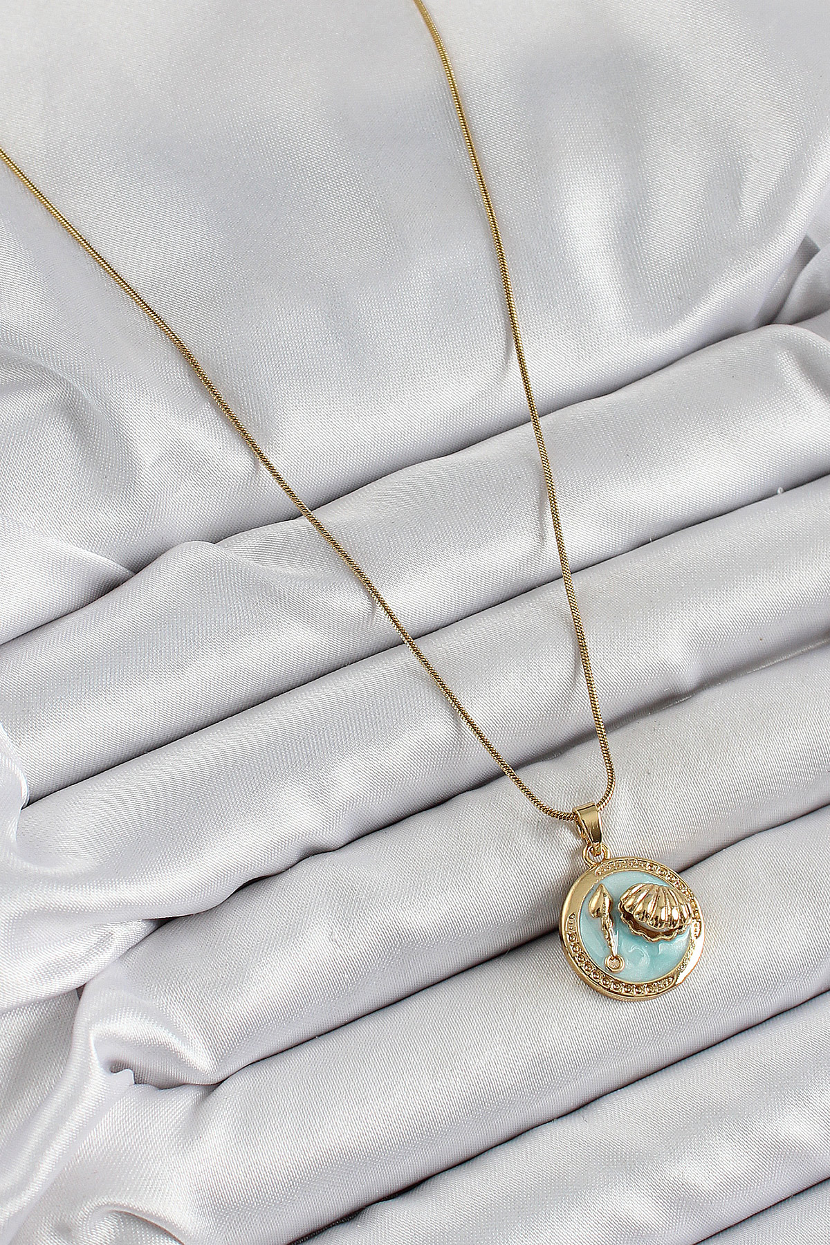 316L Çelik Zincir Turkuaz Mineli Sanatsal Portre İstiridye Model Gold Renk Kadın Kolye