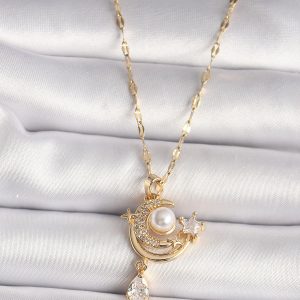 316L Gold Renk Zirkon Taşlı Ay Yıldız Model Sallantı Detay Kadın Kolye