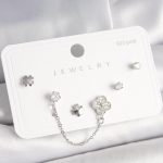 925 Ayar Gümüş Çivi Pirinç Gümüş Renk Zirkon Taşlı Yonca Model Sallantı Zincir Detay Kadın Küpe Seti