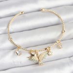 Anka Kuşu Charmlı Gold Renk Pirinç Kadın Bileklik