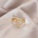 Ayarlamalı Gold Renk Metal Zirkon Taşlı Damla Model Yüzük