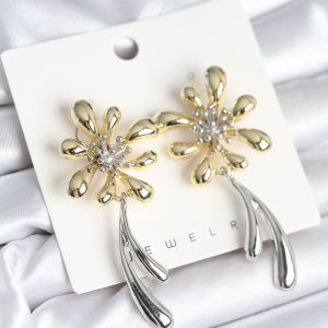 Çiçek Model Gold Gümüş Renk Kadın Küpe