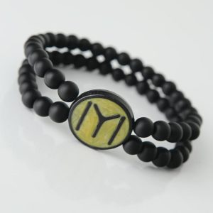 Sarı Renkli Metal Üzerine Siyah Kayı Boyu Figürlü Siyah Renk Çift Sıra Doğal Taş Erkek Bileklik