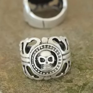 Eskitme Gümüş Renk Metal Kuru Kafa Tasarım Ayarlamalı Erkek Yüzük