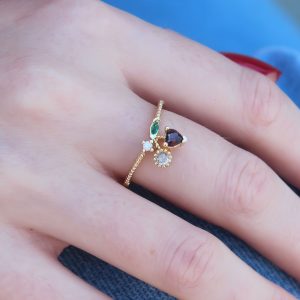 Gold Renk Kiraz Model Zirkon Taşlı Kadın Yüzük