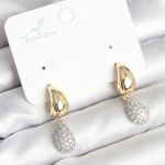 Gold Renk Zirkon Taşlı Damla Pirinç Kadın Küpe