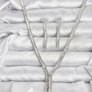 Gümüş Renk Baget Zirkon Taşlı Kadın Kolye Küpe Set