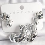 Gümüş Renk Yonca Damla Halka Model CCB Plastik Kadın Küpe Seti