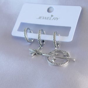 Gümüş Renk Zirkon Taşlı Yıldız Model Pirinç Kadın Küpe