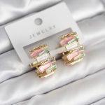 Mineli Karışık Renkli Gold Pirinç Kadın Küpe