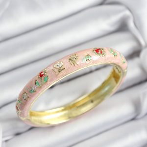 Mineli Pirinç Pembe Çiçek Motifli Gold Renk Kadın Kelepçe